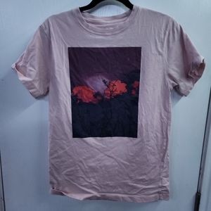 Pink t-shirt
